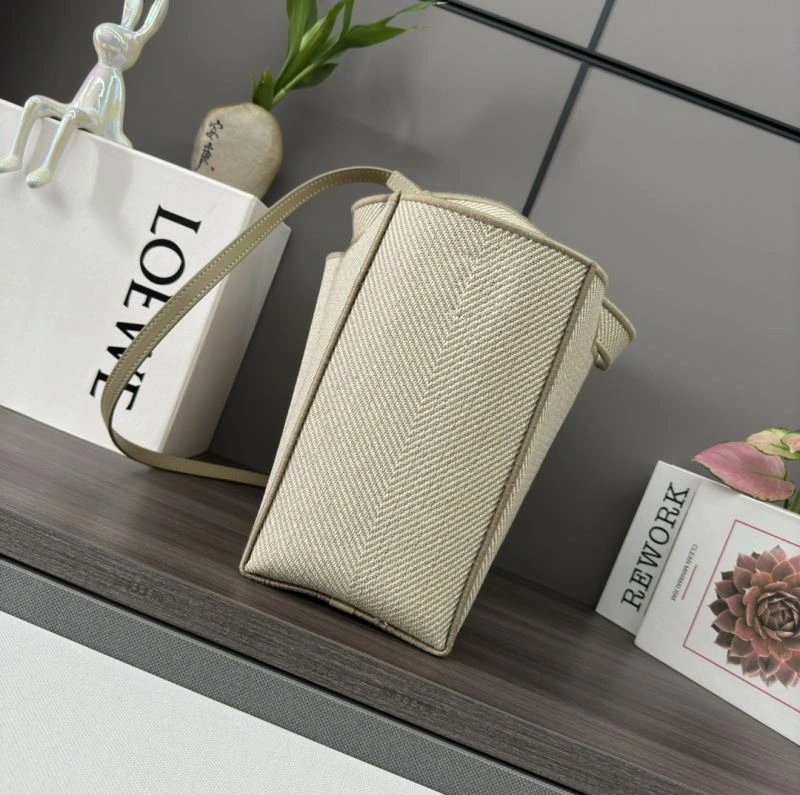 Snug Loewe Shopping Bags 61406