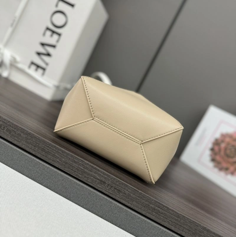 Loewe Shopping Bags Sleek 61419