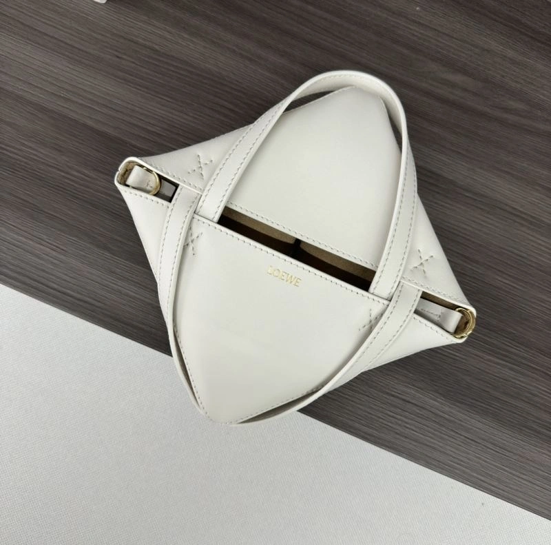 Loewe Shopping Bags Sleek 61419