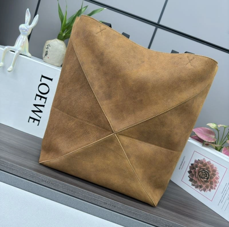 Refined Loewe Shopping Bags 61399