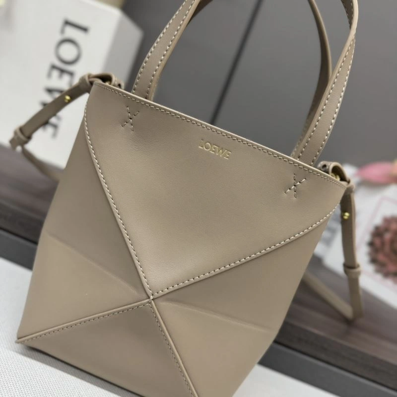 Trendy Loewe Shopping Bags 61394