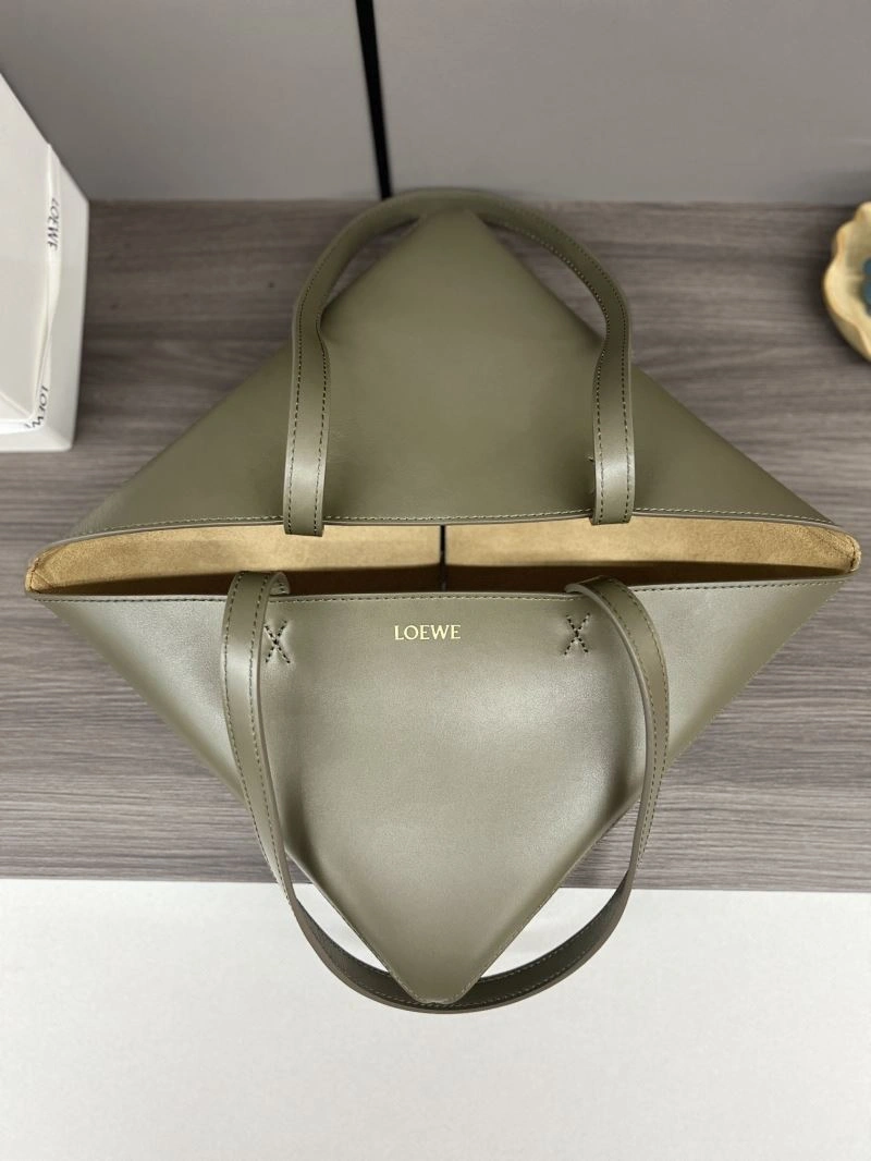 Fashionable Loewe Shopping Bags 61384