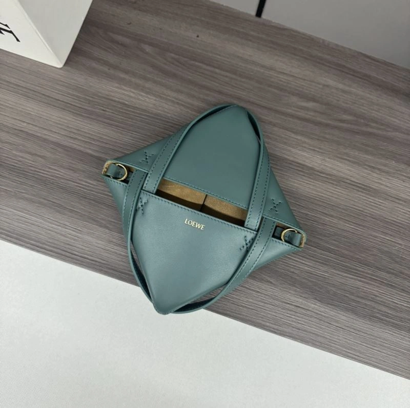 BestValue Loewe Shopping Bags 61380