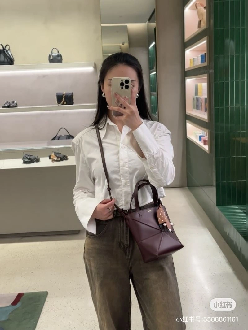 Classic Loewe Shopping Bags 61386