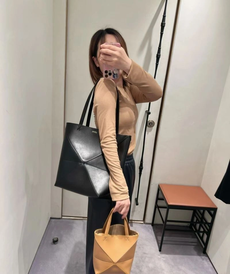 Loewe Shopping Bags Affordable 61381