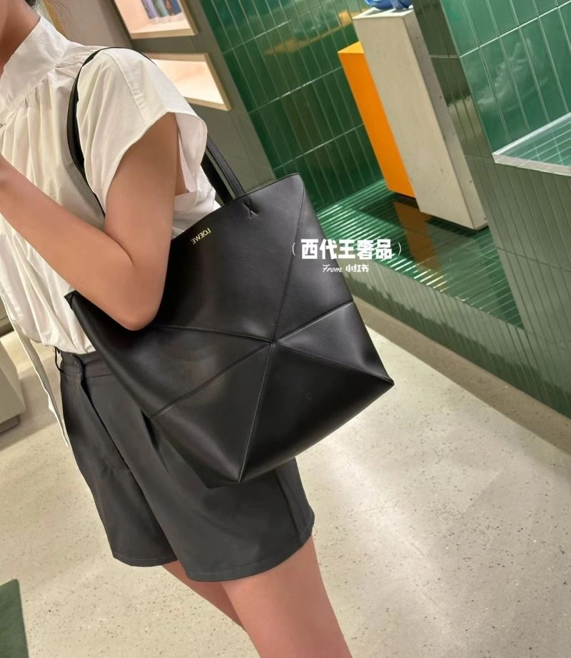 Loewe Shopping Bags Affordable 61381