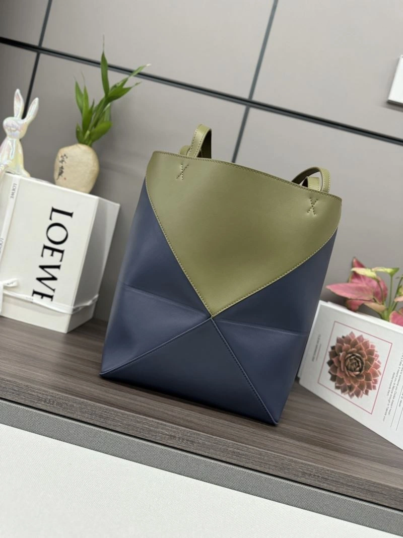WeatherProof Loewe Shopping Bags 61377