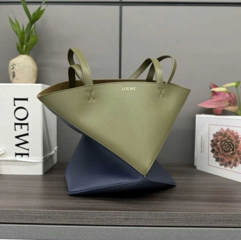 WeatherProof Loewe Shopping Bags 61377