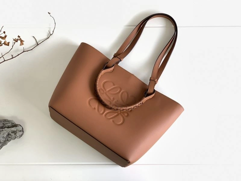 Loewe Shopping Bags Premium 61379