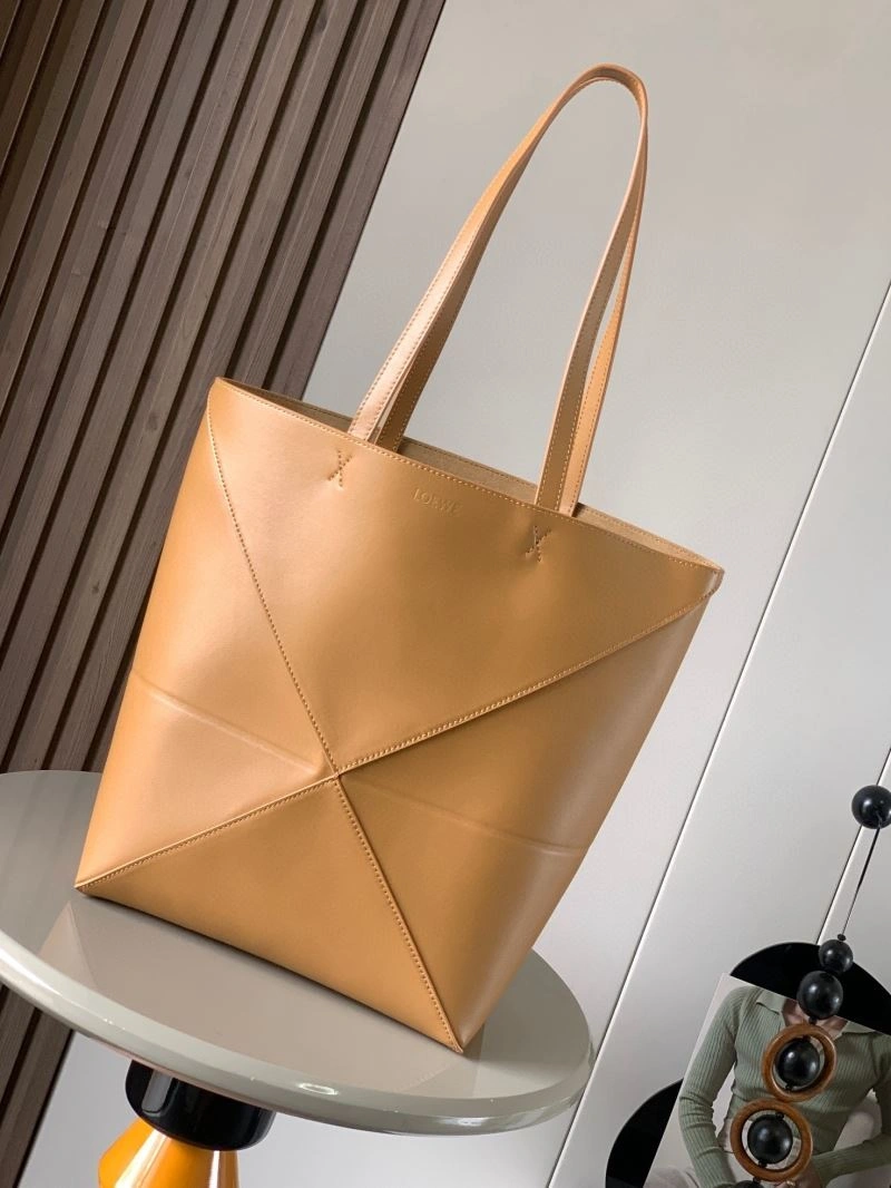 Versatile Loewe Shopping Bags 73056