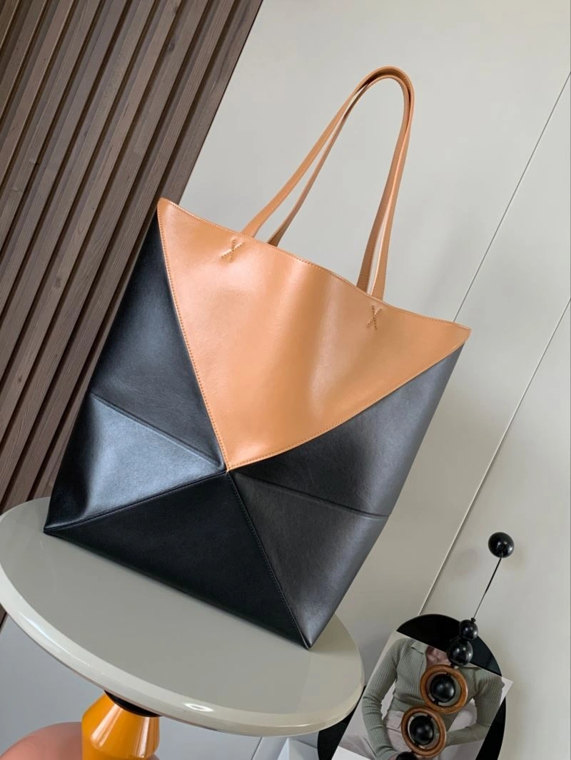 Sporty Loewe Shopping Bags 73060