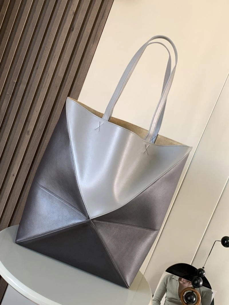 Timeless Loewe Shopping Bags 73100