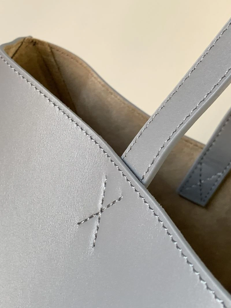Timeless Loewe Shopping Bags 73100