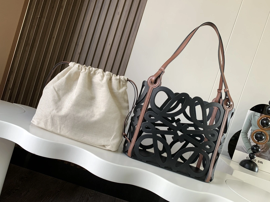 Loewe Shopping Bags Fashionable 71895