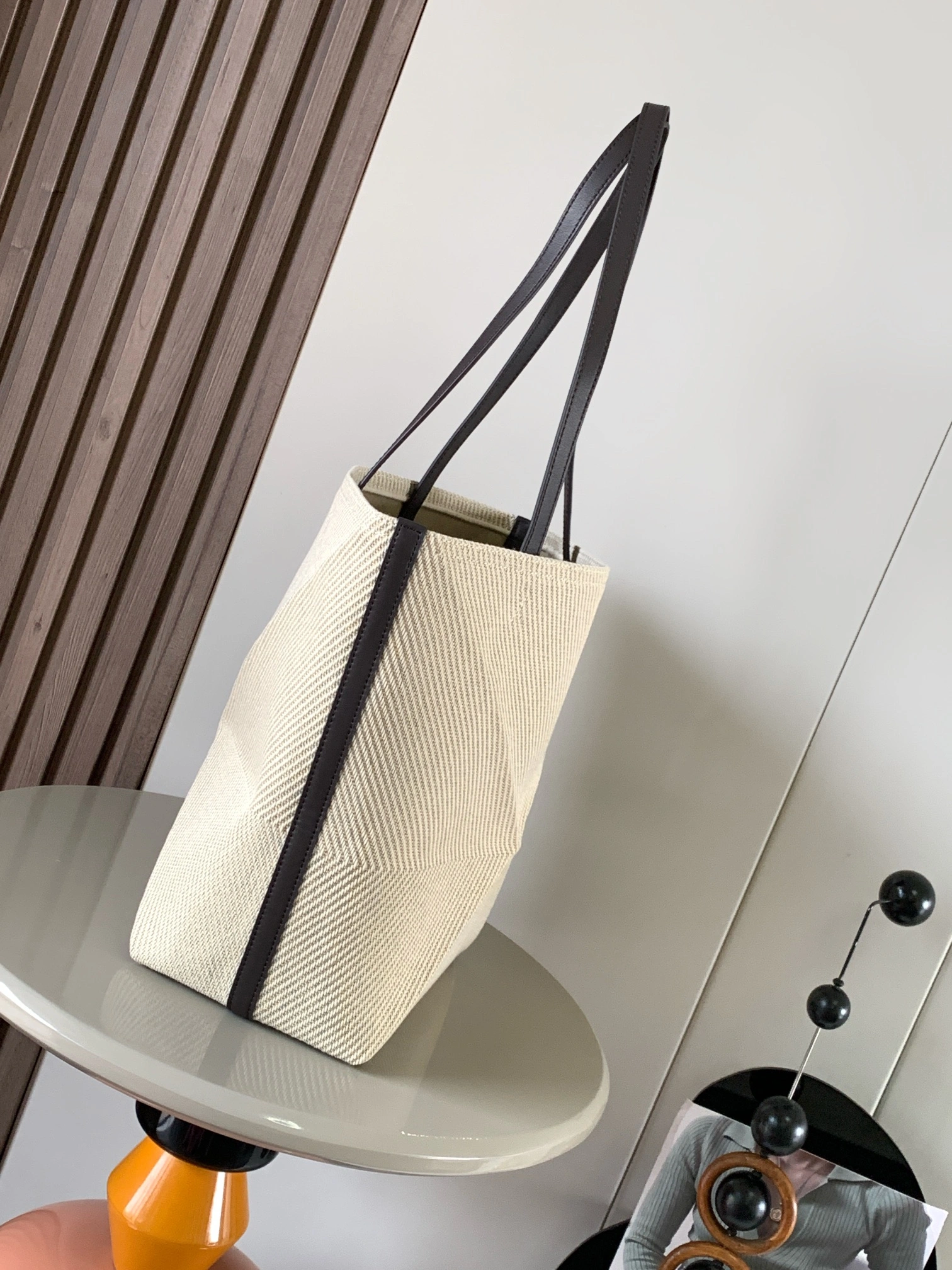 EyeCatching Loewe Shopping Bags 71875