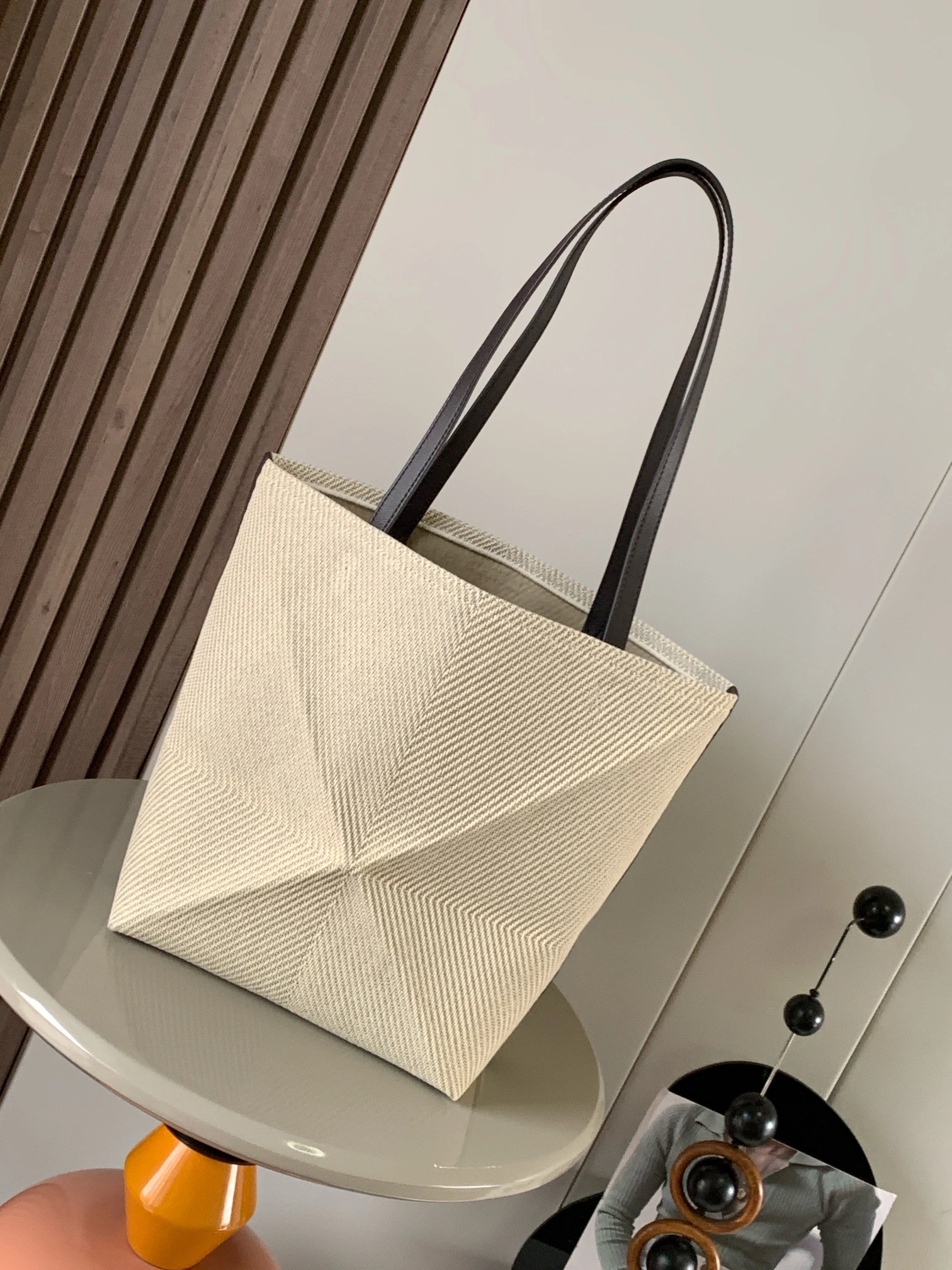 EyeCatching Loewe Shopping Bags 71875