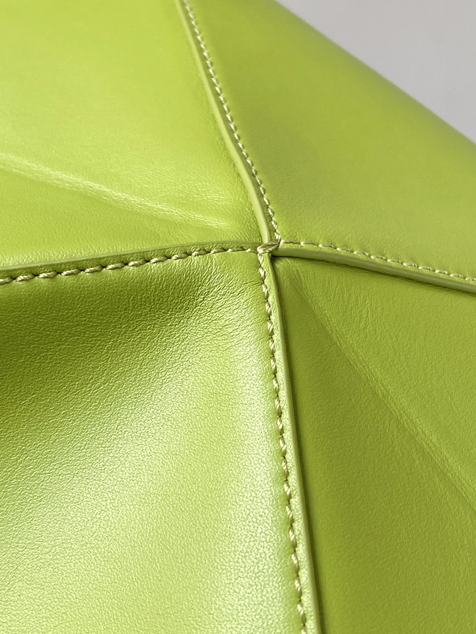 Loewe Shopping Bags FashionForward 71930