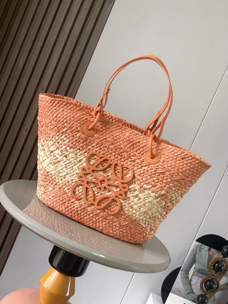 AllSeason Loewe Shopping Bags 67039