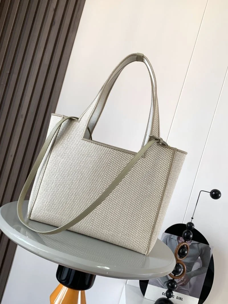 ZeroBulk Loewe Shopping Bags 37625