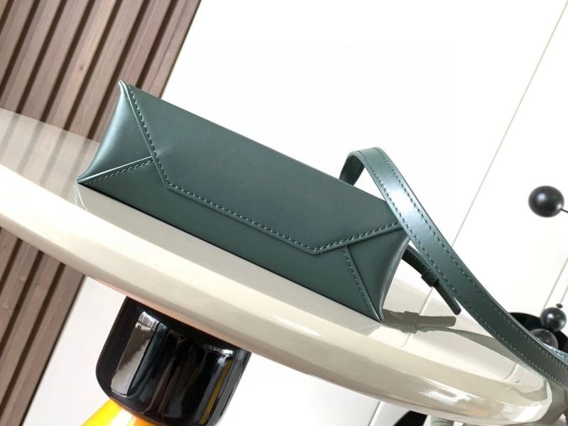 TimelessDesign Loewe Shopping Bags 61142