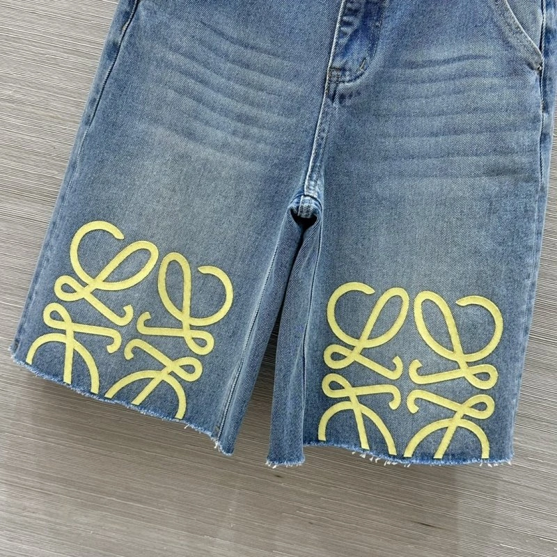 Attractive Loewe Short Pants 151627