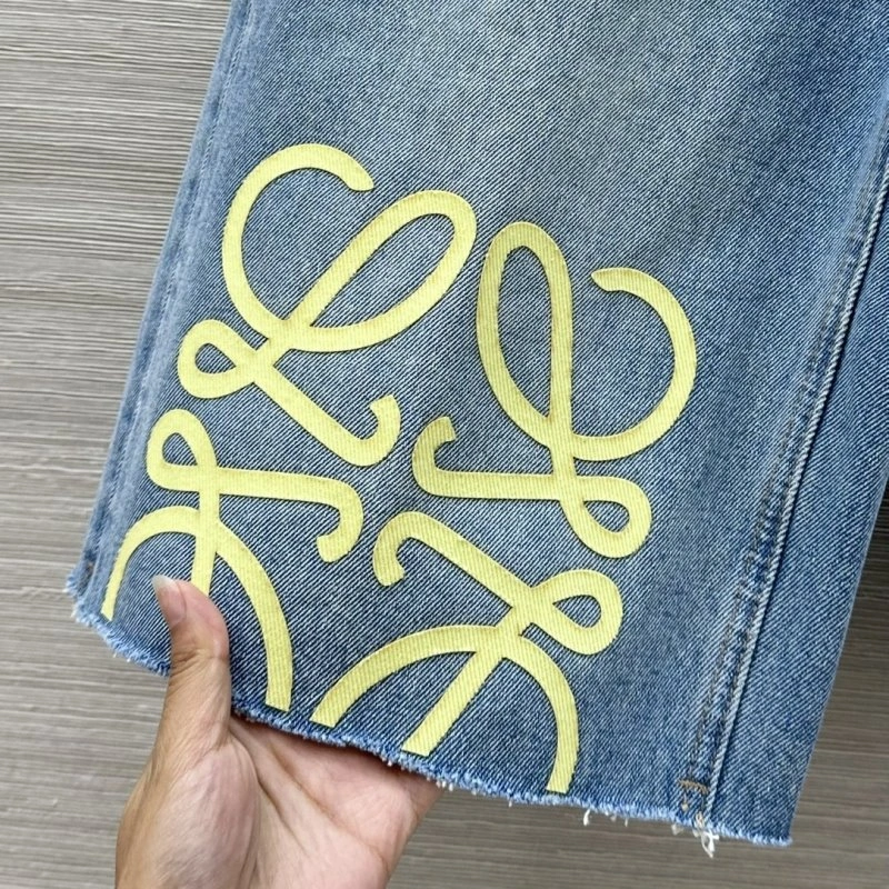 Attractive Loewe Short Pants 151627