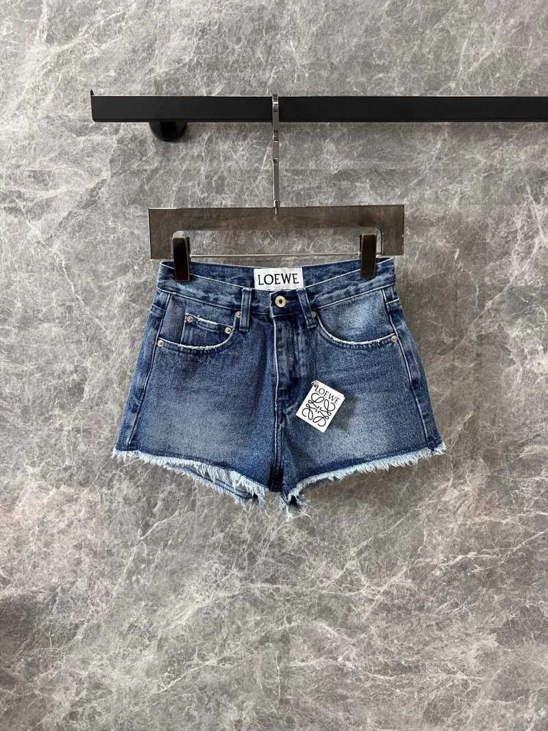 Loewe Short Pants Versatile 151629