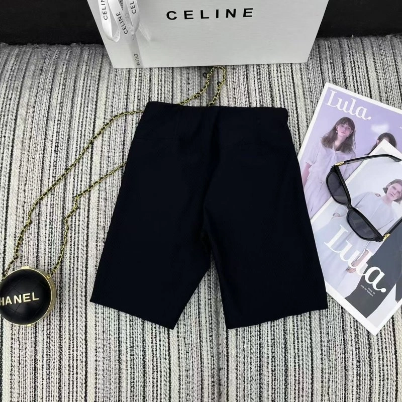 Trendy Loewe Short Pants 156882