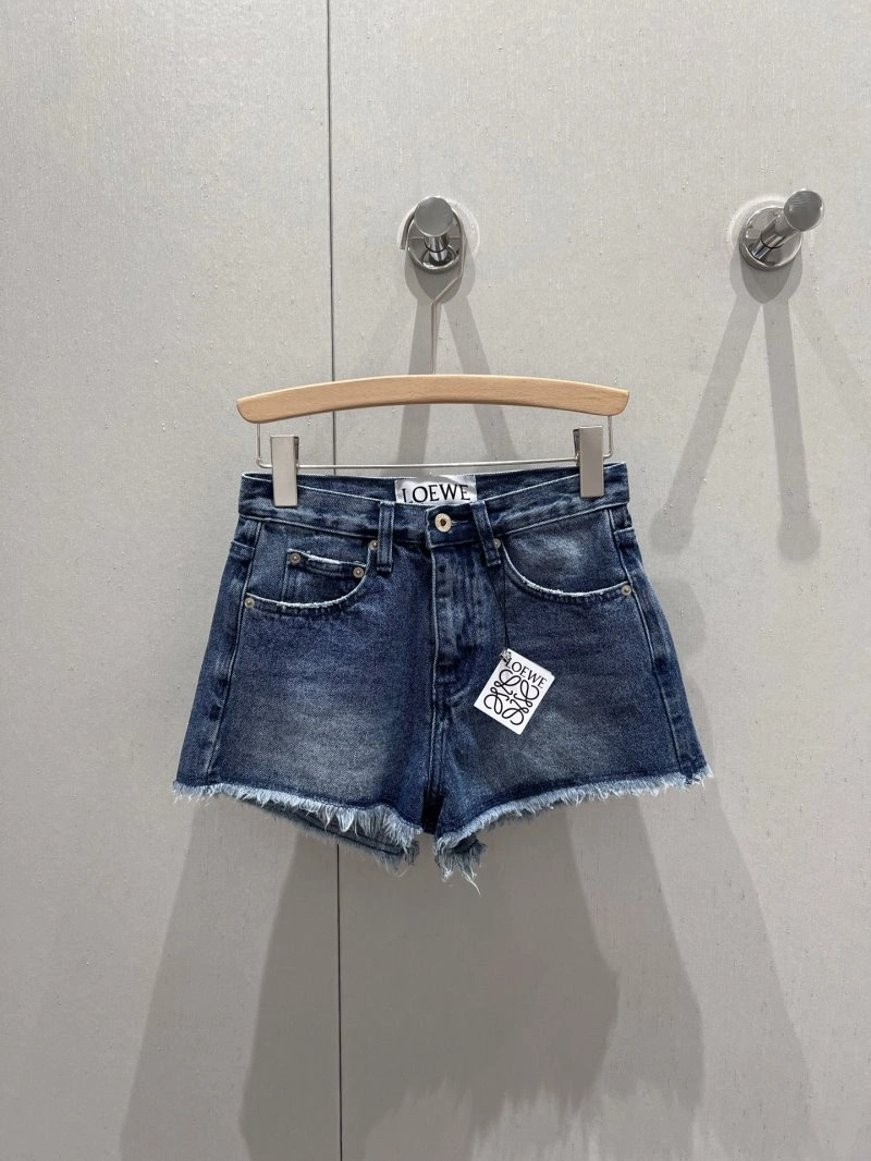 Contemporary Loewe Short Pants 149706