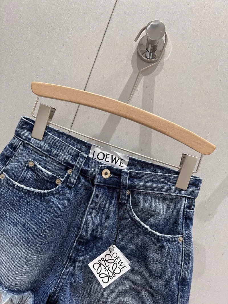 Contemporary Loewe Short Pants 149706