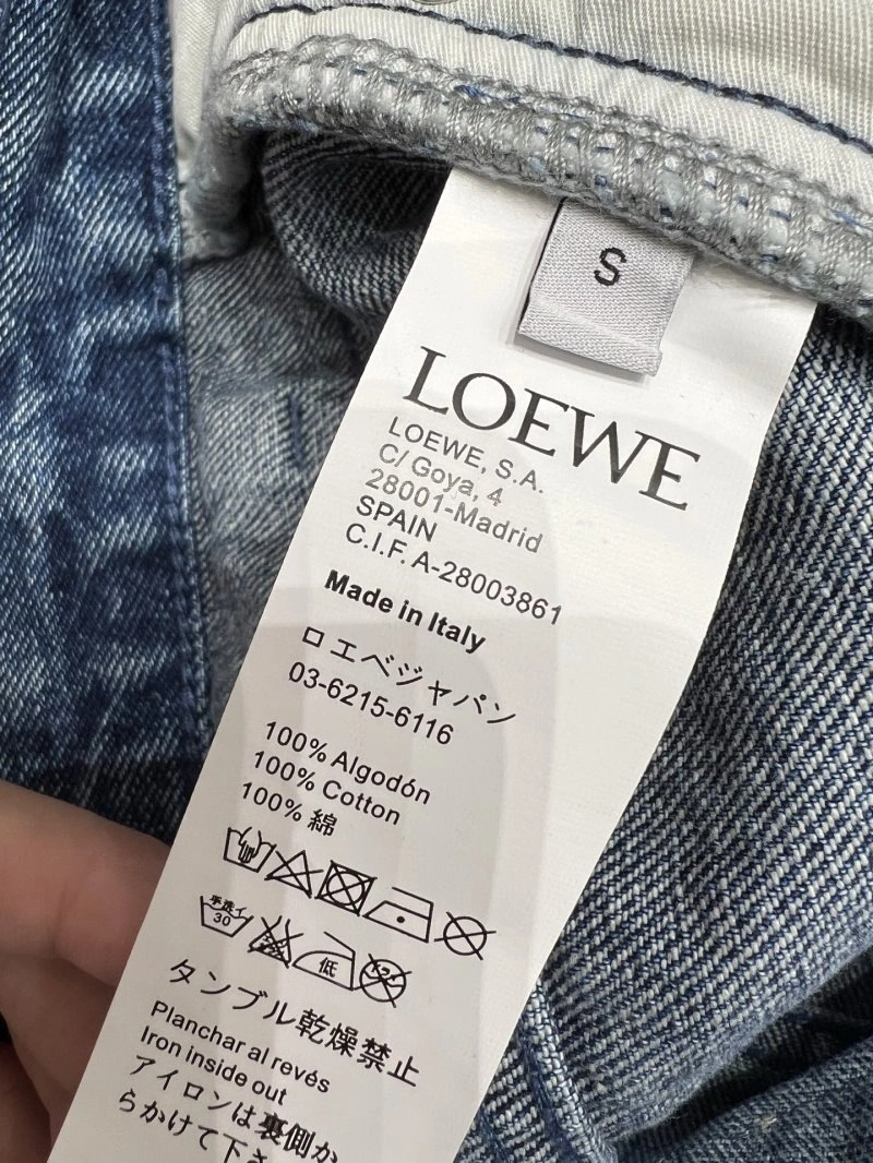 Contemporary Loewe Short Pants 149706