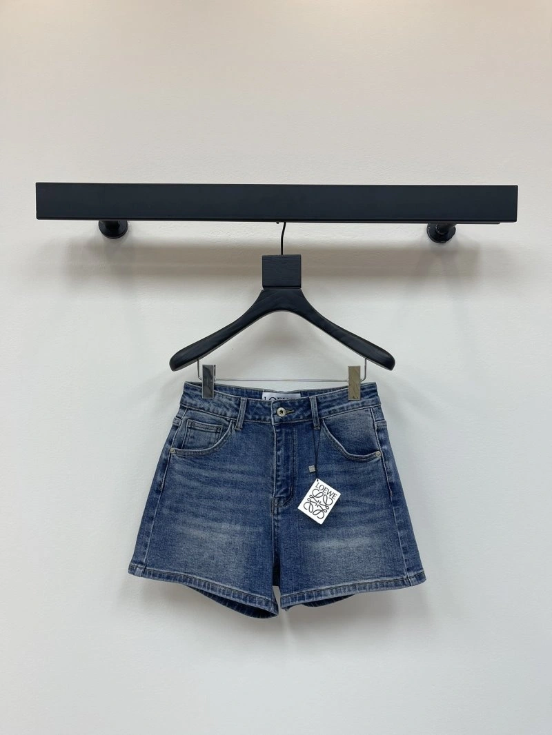 Loewe Short Pants Chic 149686