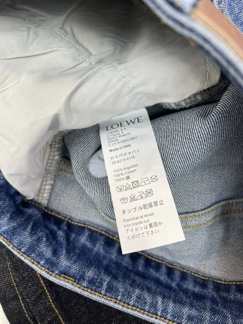 Loewe Short Pants Chic 149686