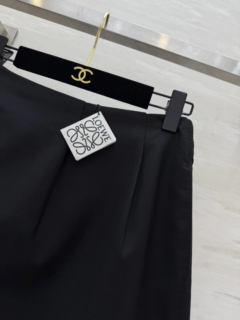 Stylish Loewe Short Pants 154856
