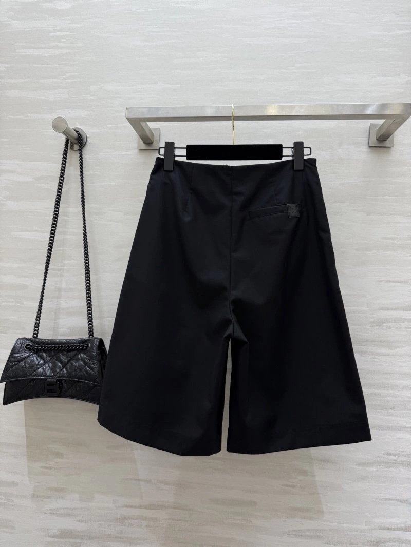 Stylish Loewe Short Pants 154856