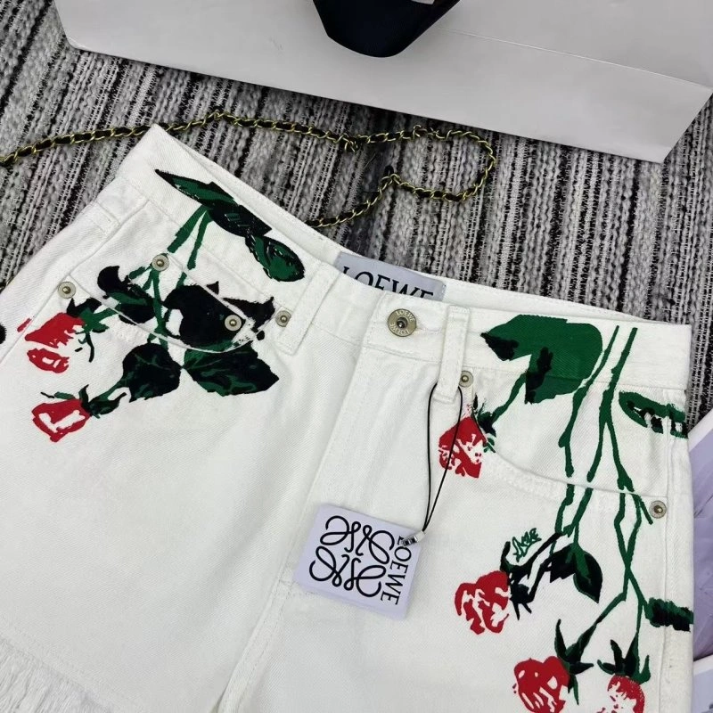 Stylish Loewe Short Pants 154839