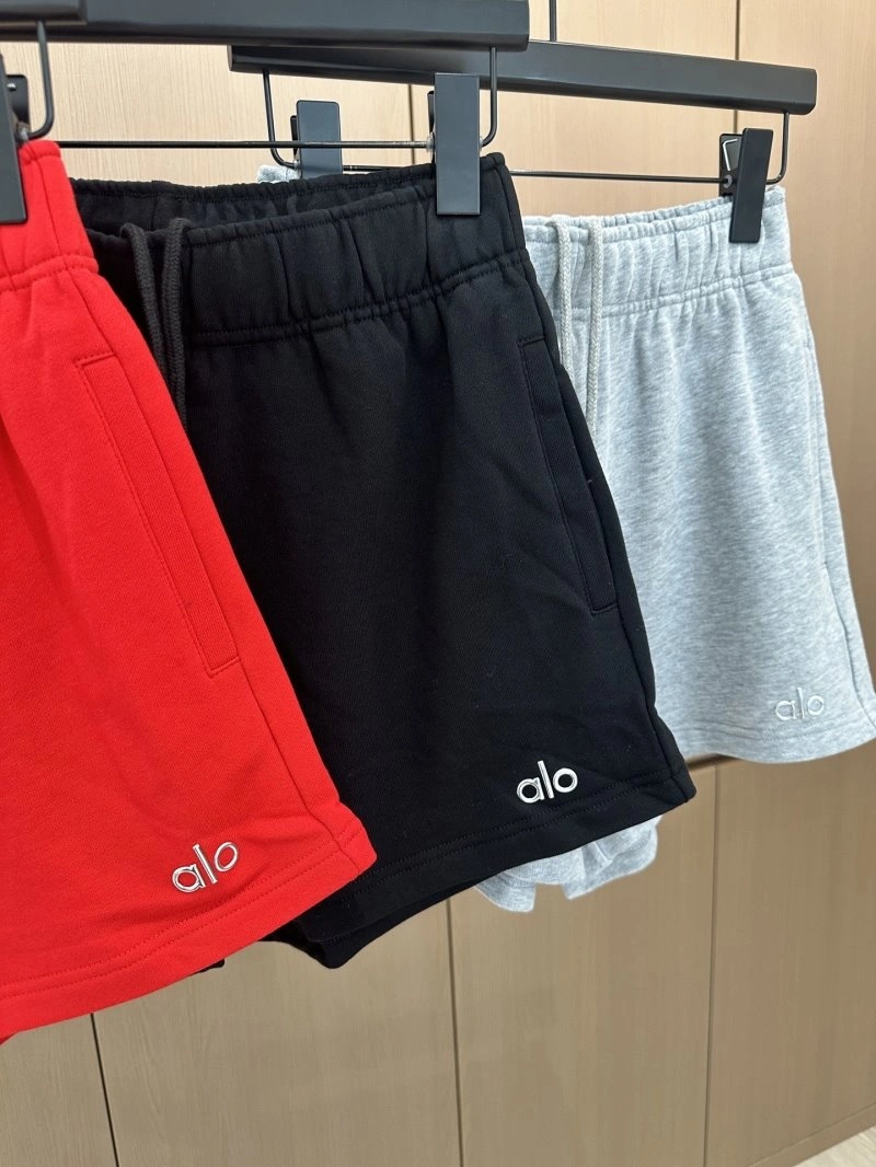 UrbanChic Loewe Short Pants 153118