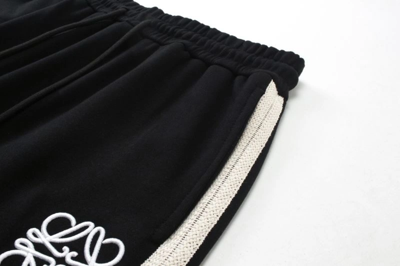 Elegant Loewe Short Pants 159368