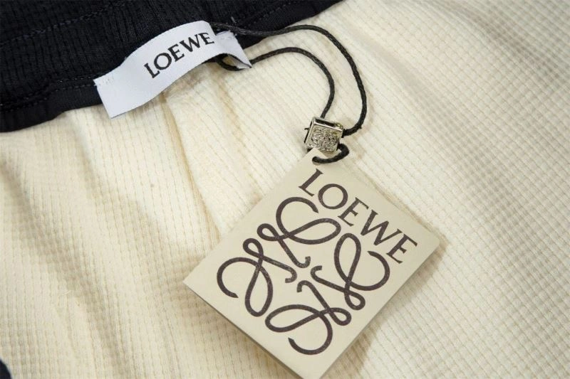 Versatile Loewe Short Pants 159367