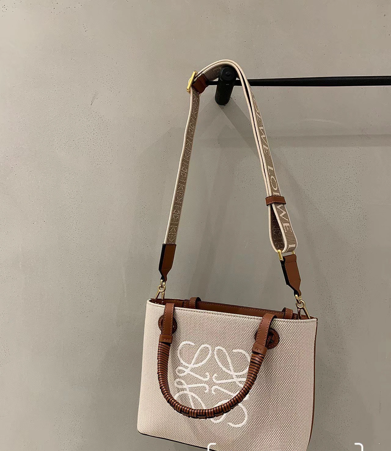 Loewe Shoulder Straps Breathable 72019