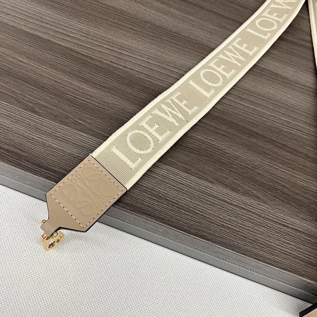 Loewe Shoulder Straps Practical 67127