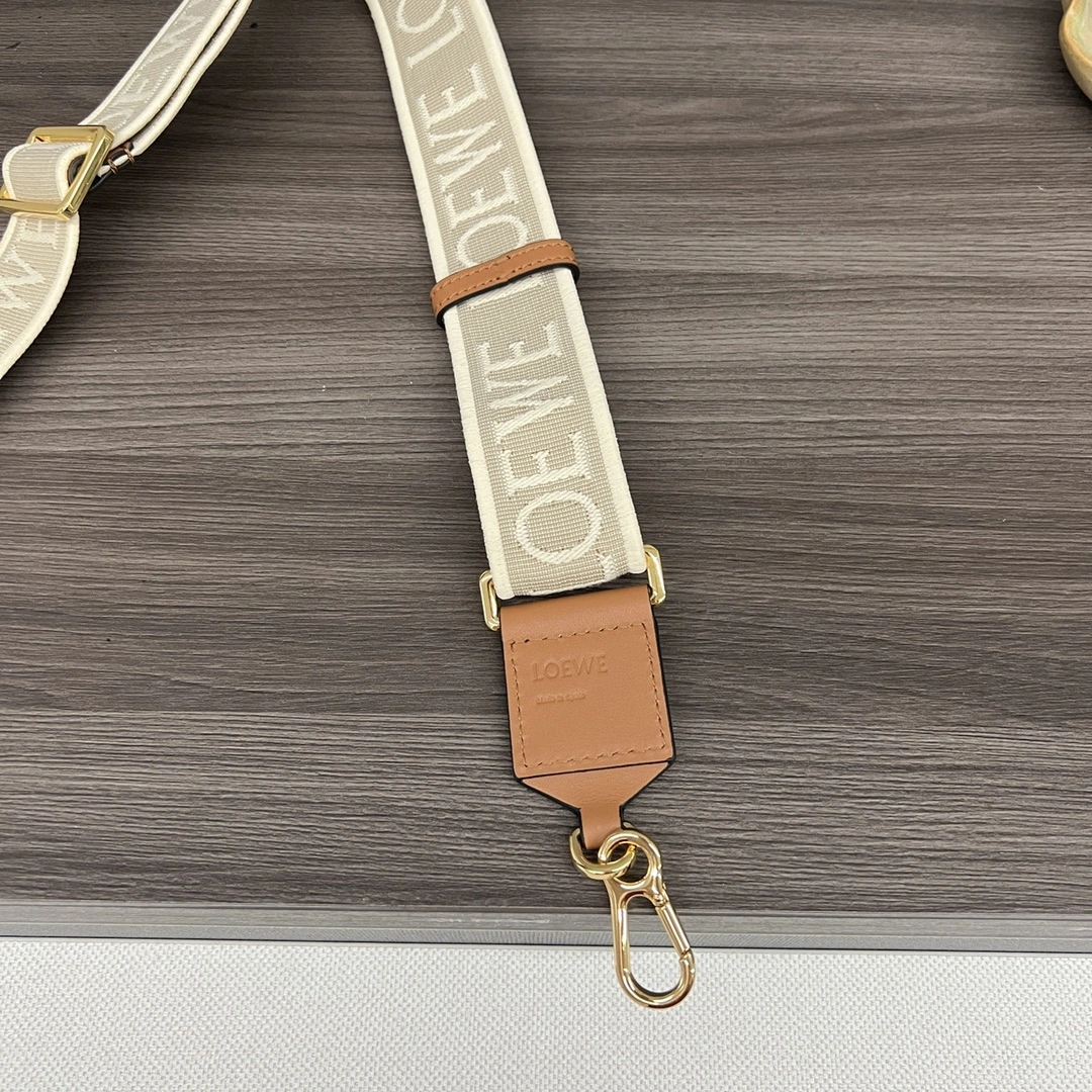 Loewe Shoulder Straps Lightweight 67138