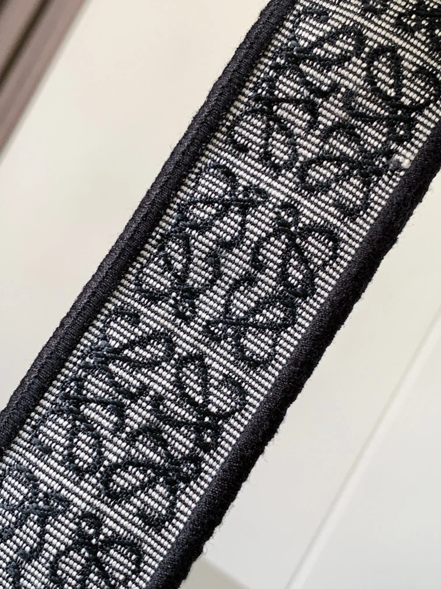 Loewe Shoulder Straps Upgraded 71866