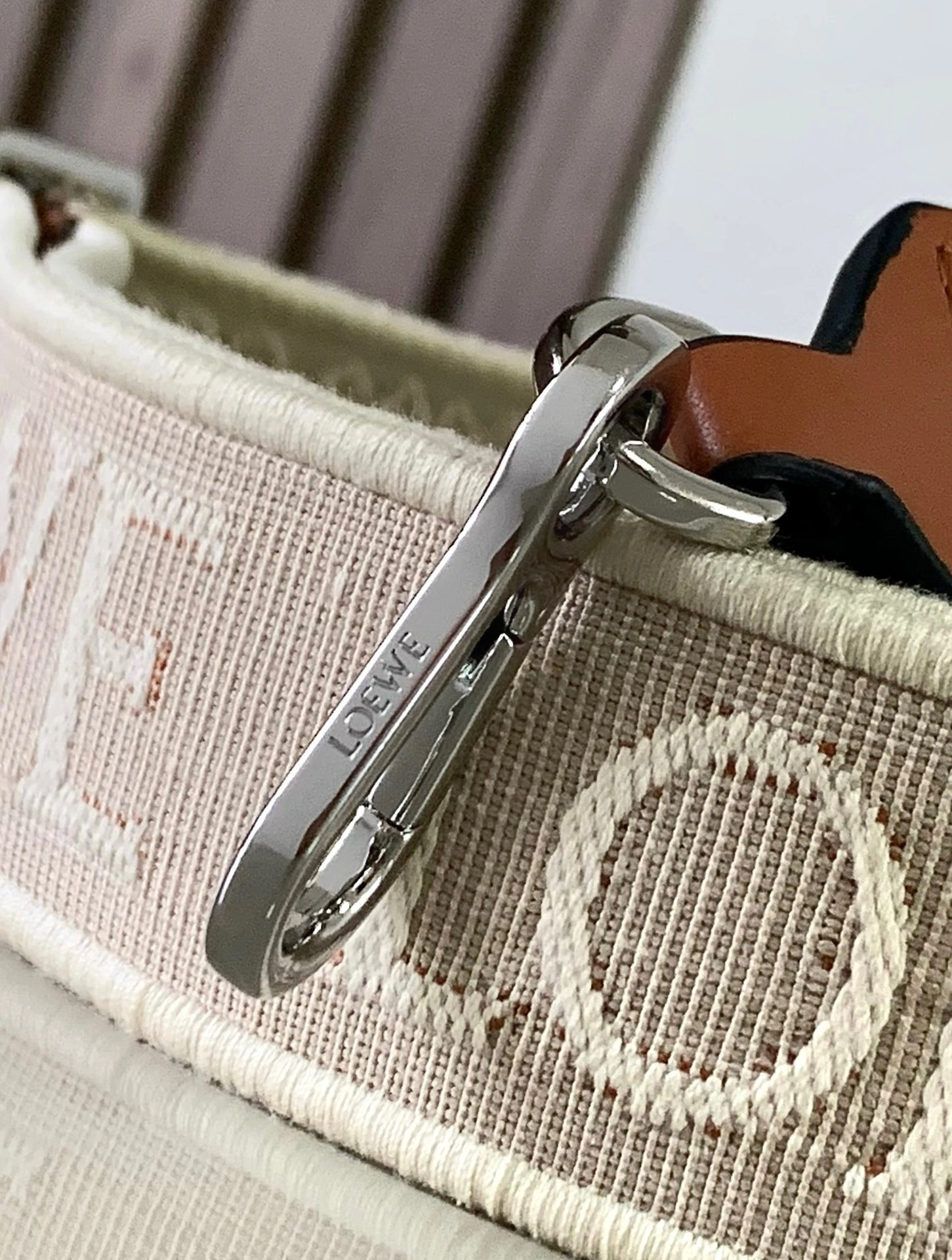 Loewe Shoulder Straps Attractive 71868