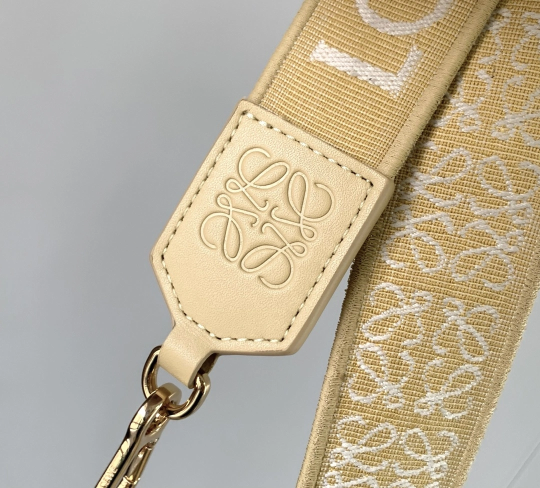 Flexible Loewe Shoulder Straps 71862