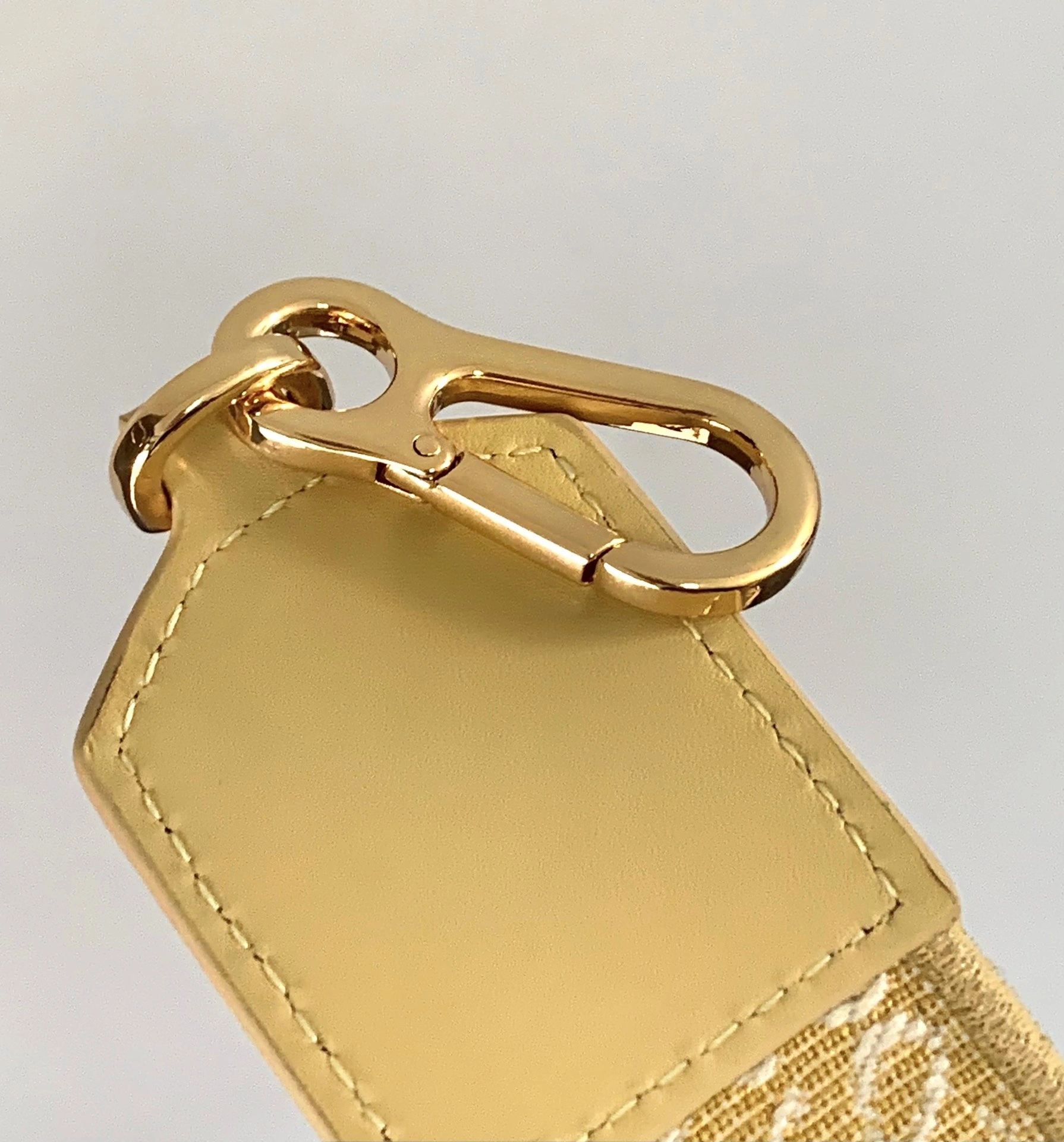 Flexible Loewe Shoulder Straps 71862