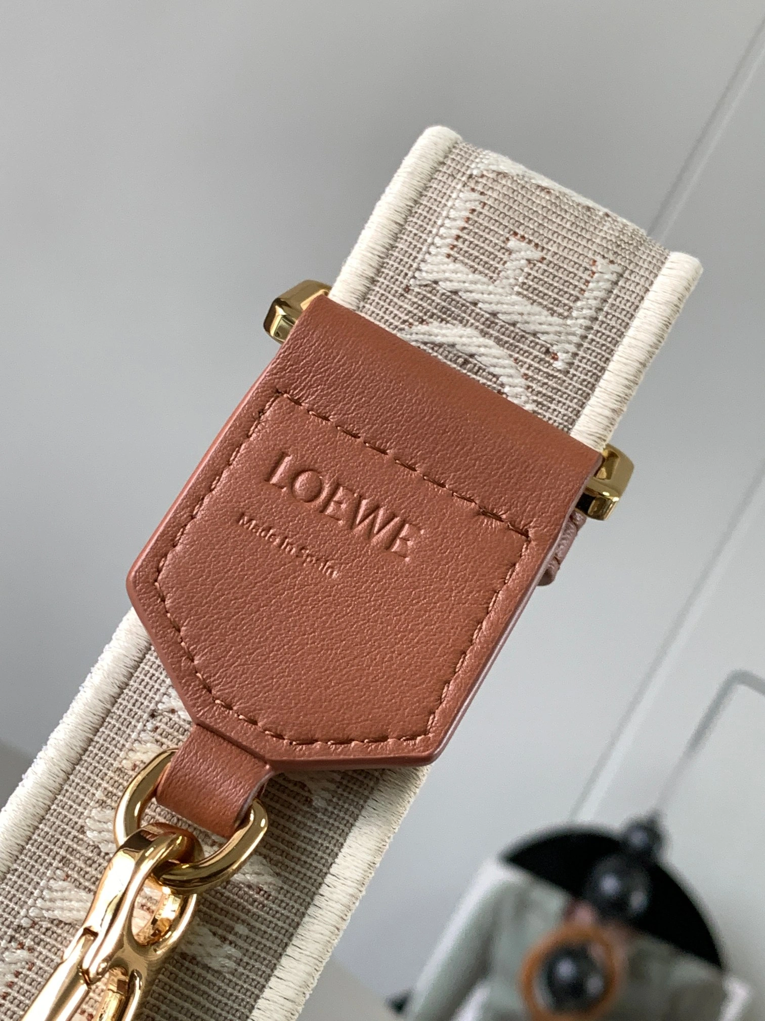 UrbanChic Loewe Shoulder Straps 71871