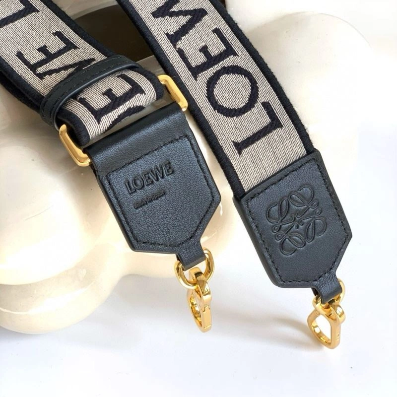 Chic Loewe Shoulder Straps 61166