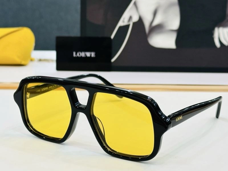 ComfortFit Loewe Sunglasses 280321