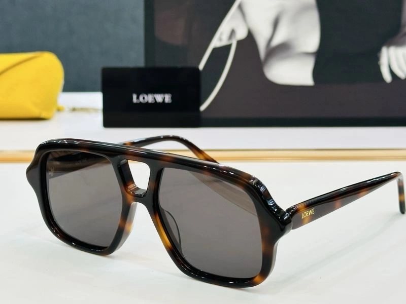 ComfortFit Loewe Sunglasses 280321